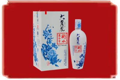 本溪市南芬烟酒回收大青花老白干.jpg